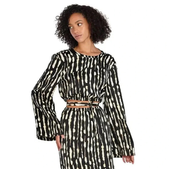Bar III Tops - Bar III x Nicole Williams English Abstract Bell Sleeve Tie Crop Top XS